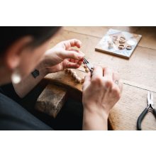 Ezüst gyöngyfülbevaló készítés