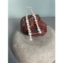 Gyöngysor fülbevaló